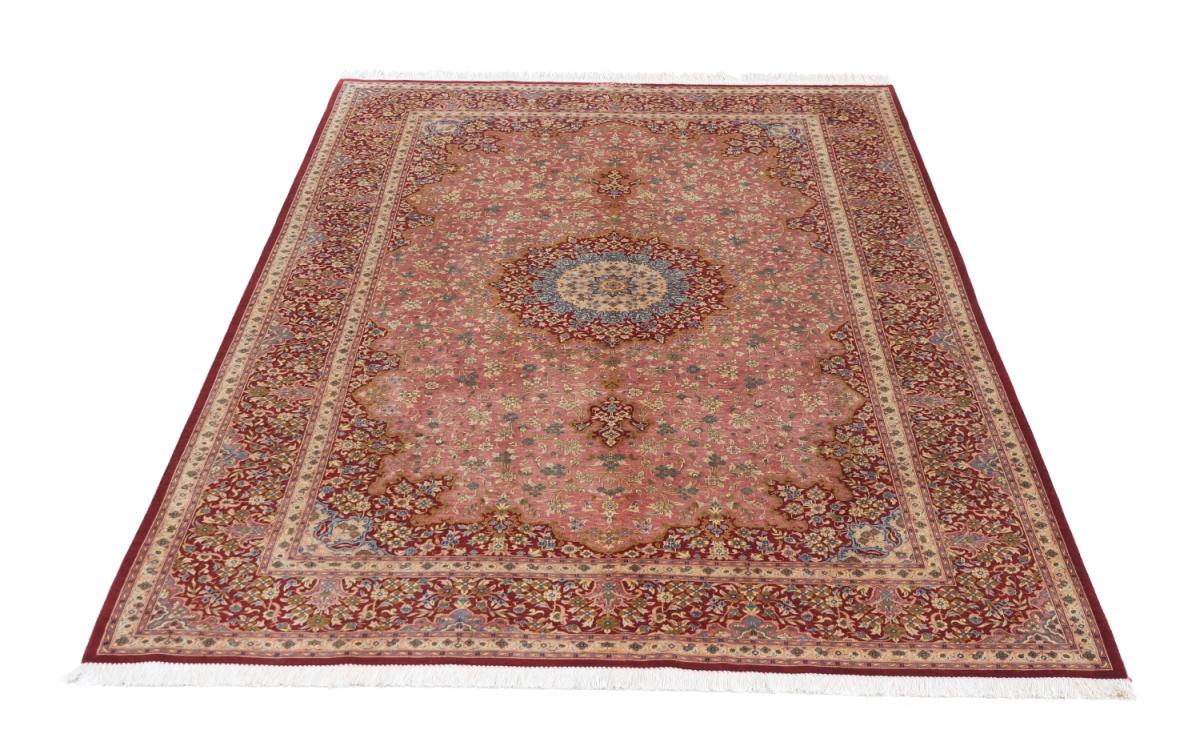 Qom Hedvábí - 1