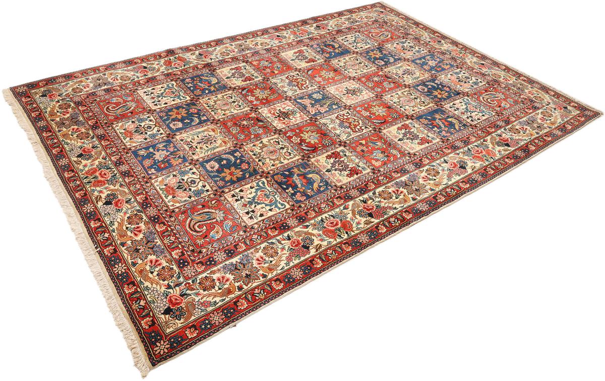 Bakhtiar Antiikki - 1