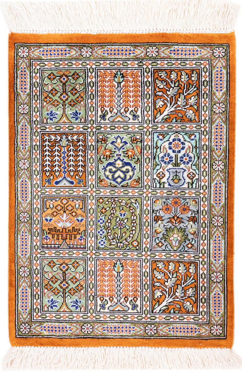 Persian Rug Qum Silk Signed 40x30 40x30, Persian Rug Knotted by hand