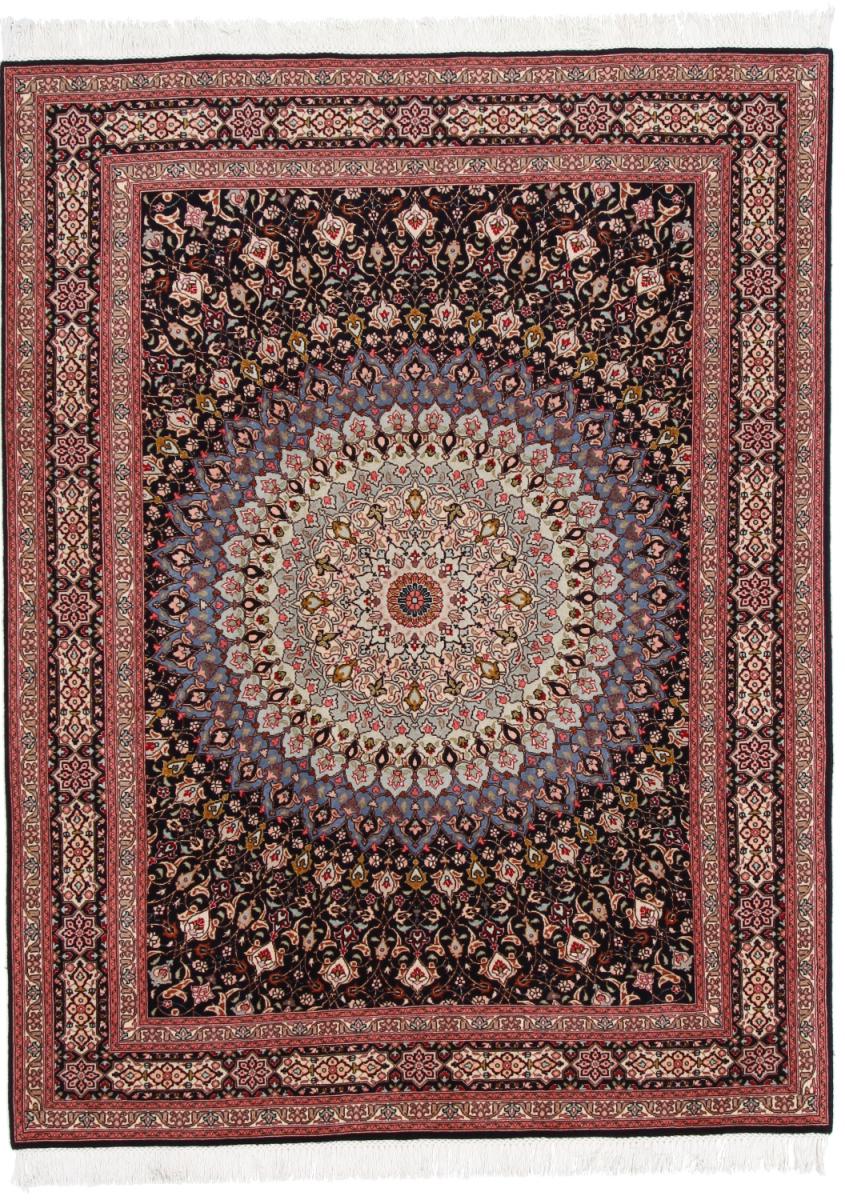 Persian Rug Tabriz 50Raj Gumbad 6'9"x5'2" 6'9"x5'2", Persian Rug Knotted by hand