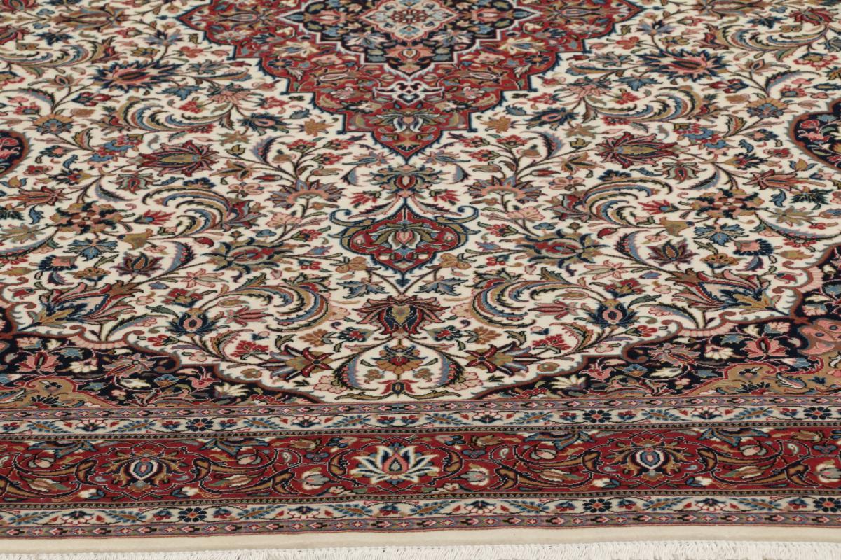 Qum Sherkat Zijden Pool - 1