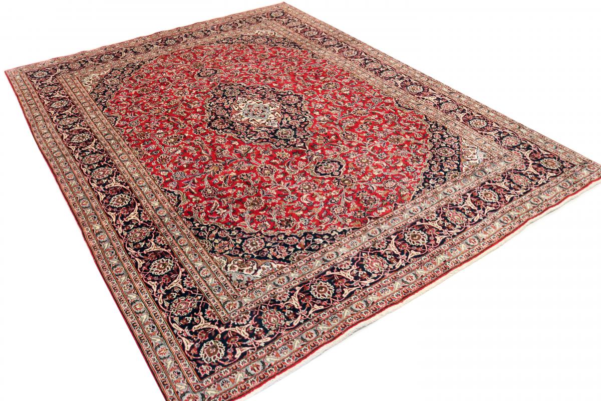 Vintage Carpet 12'1