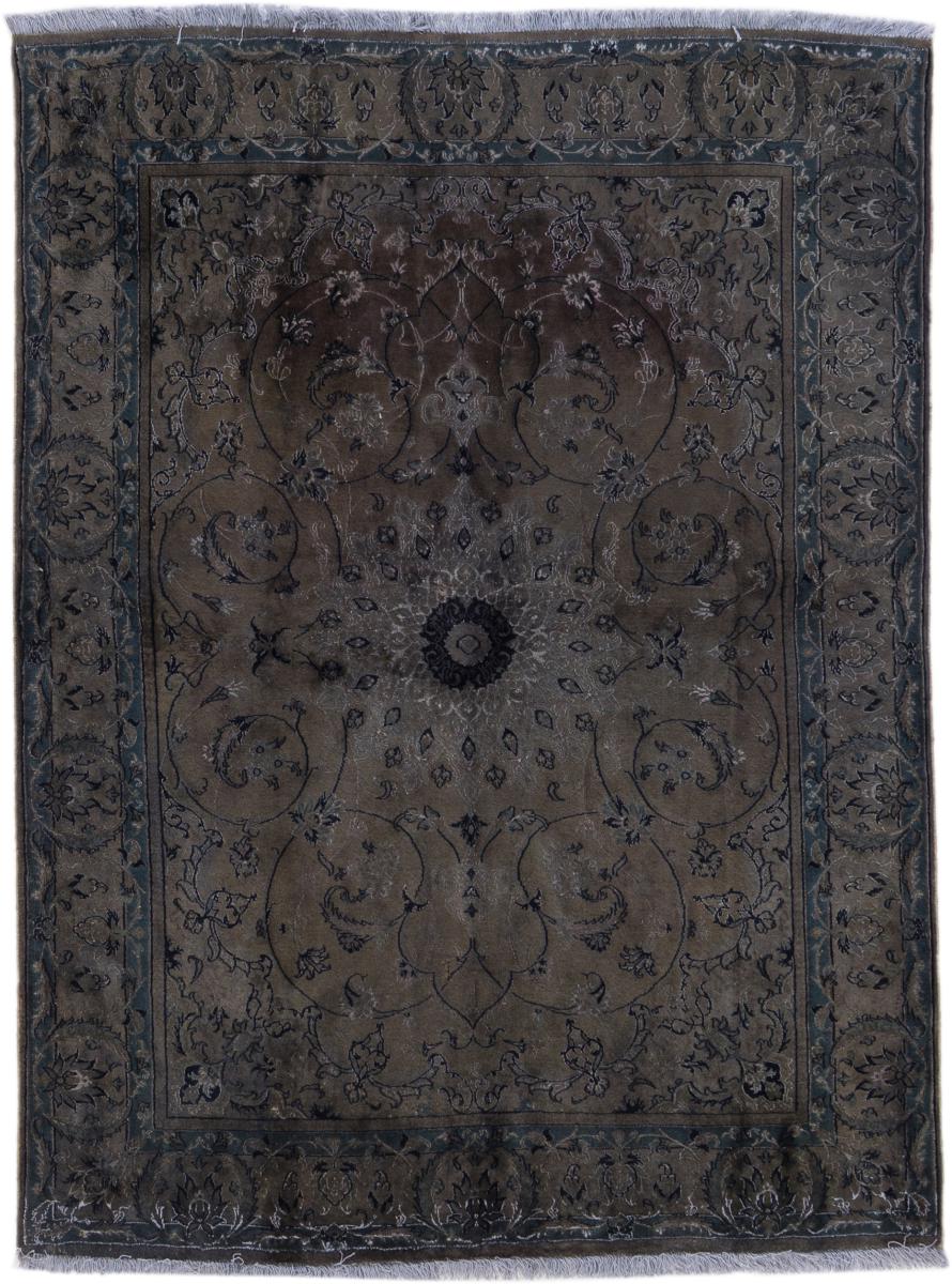 Persian Rug Vintage 140x136 140x136, Persian Rug Knotted by hand