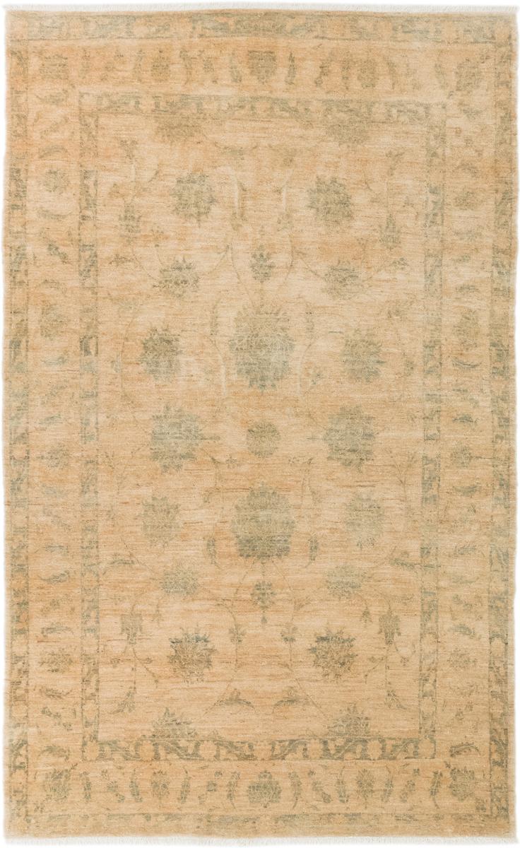 Persian Rug Isfahan 8'11"x5'6" 8'11"x5'6", Persian Rug Knotted by hand