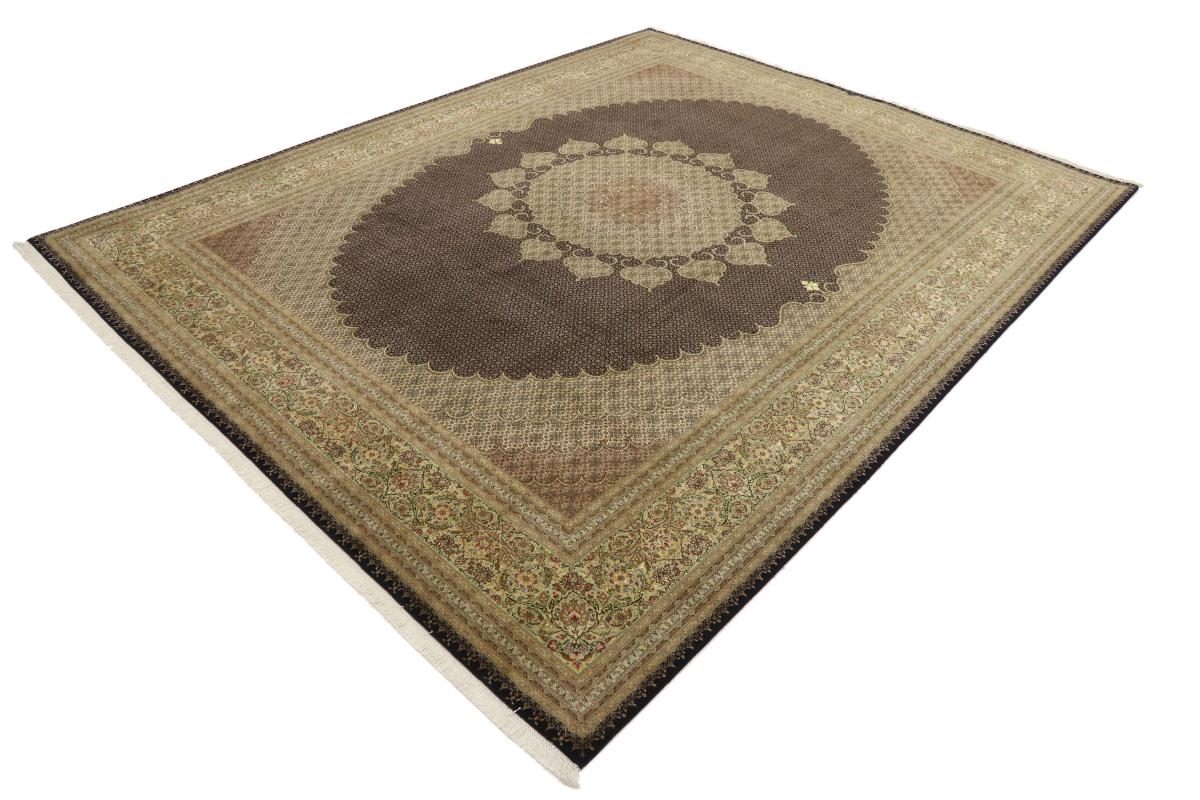 Tabriz Mahi Signed - 1