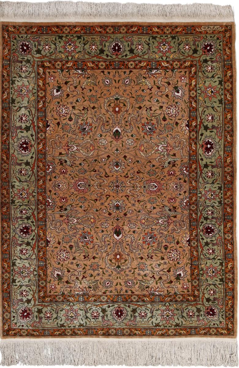  Hereke Soie 135x101 135x101, Tapis persan Noué à la main