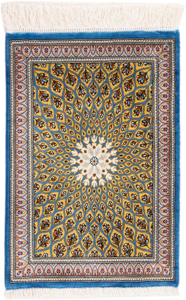 Persian Rug Qum Silk Signed 40x30 40x30, Persian Rug Knotted by hand