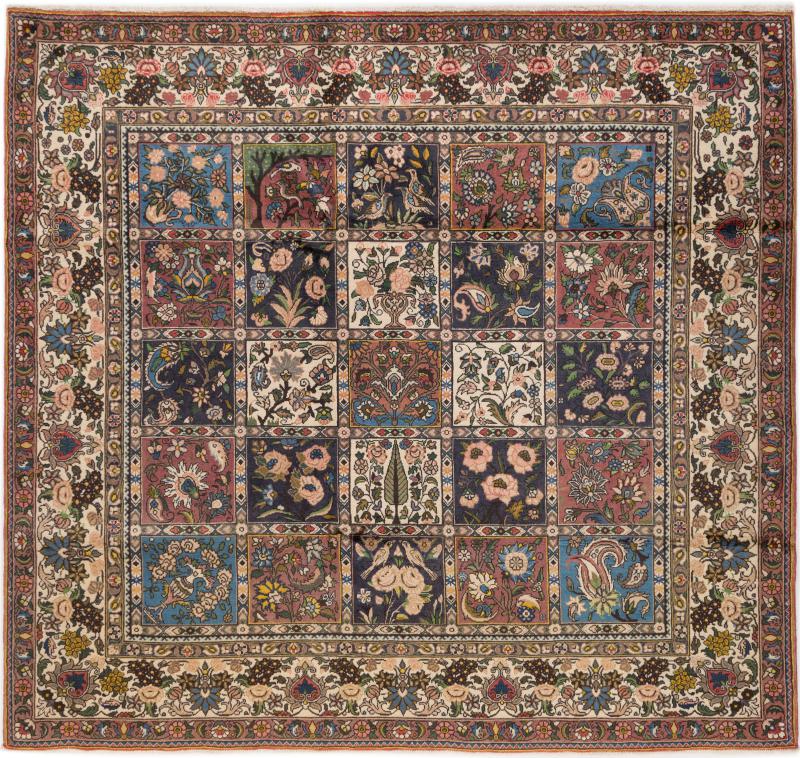 Persian Rug Bakhtiari Chaleshotor 205x195 205x195, Persian Rug Knotted by hand