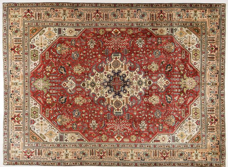Persian Rug Tabriz 337x248 337x248, Persian Rug Knotted by hand