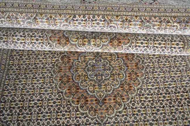 Tabriz 60Raj - 1
