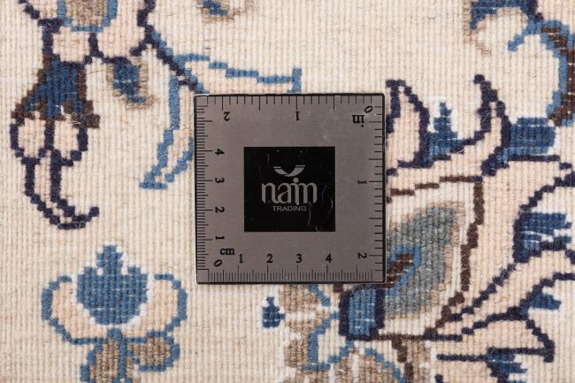 Naim - 9