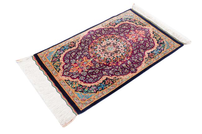 Qum Silk - 1
