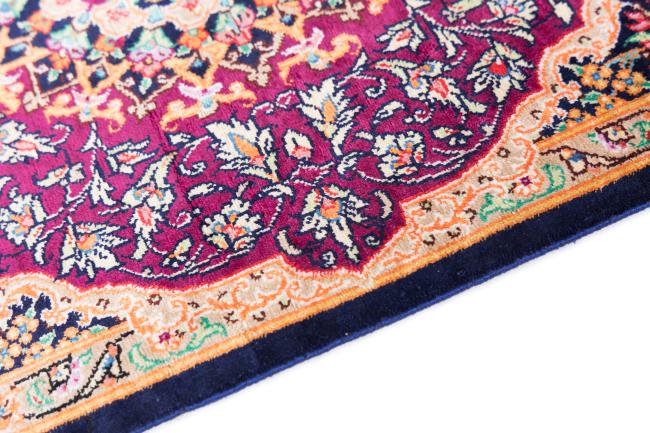 Qum Silk - 4