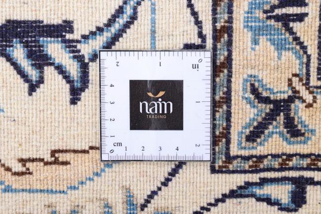 Naim - 9