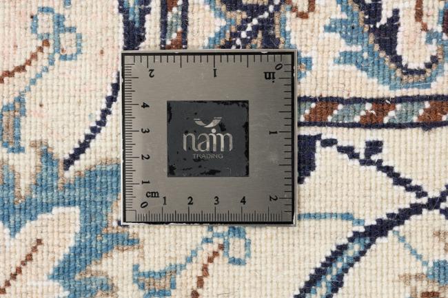 Naim - 8