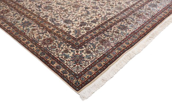 Kashmir Silke - 9
