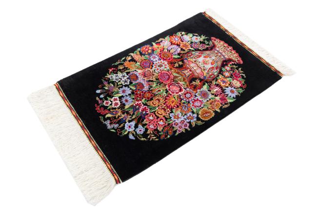 Qum Silk - 1
