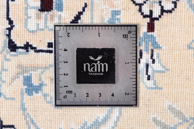 Nain 9La - 10