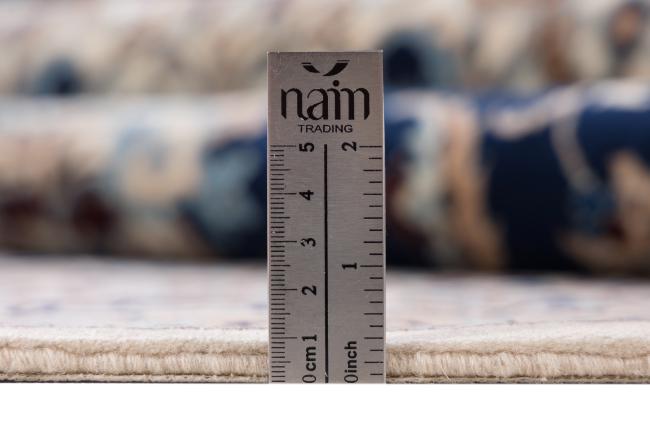 Nain 9La Signed - 10