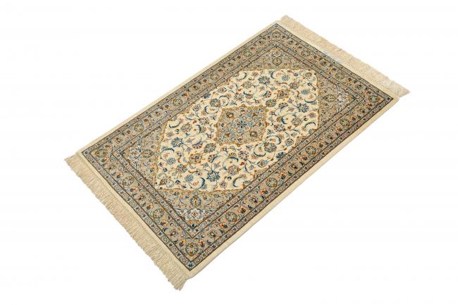 Qum Silk - 2