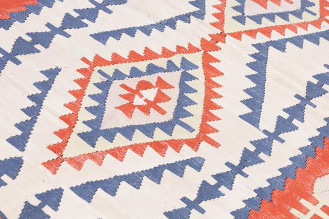 Indo Kilim - 4