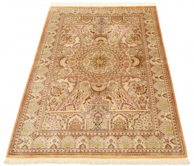 Qum Silk - 1