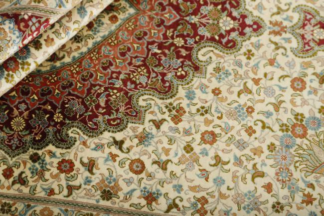 Qum Silk - 2