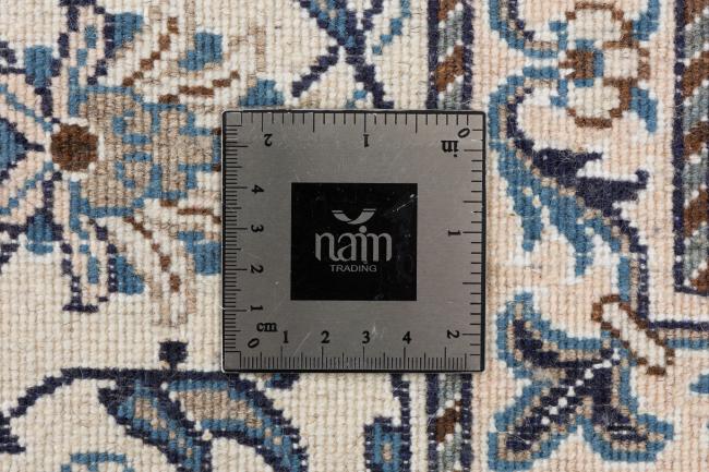 Naim - 10