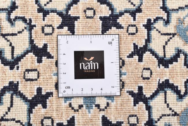 Naim - 6