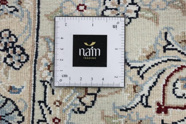 Nain 9La Signed - 11