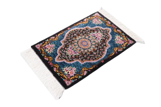 Qum Silk - 1