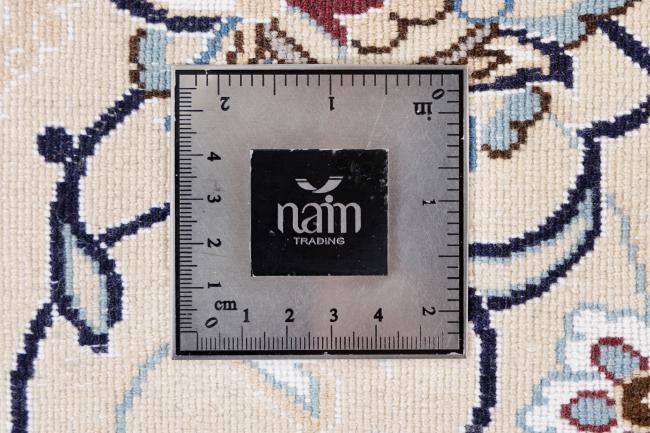 Nain 9La - 10