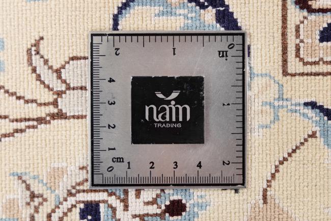 Nain 9La - 10