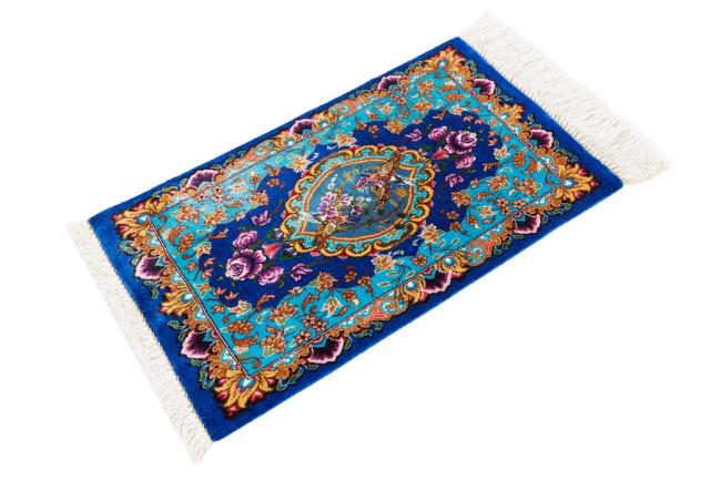 Ghom Selyem - 2