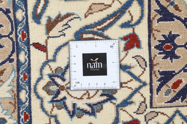 Nain 9La - 10