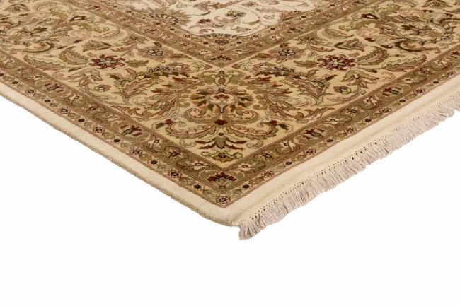 Indo Tabriz Royal - 3