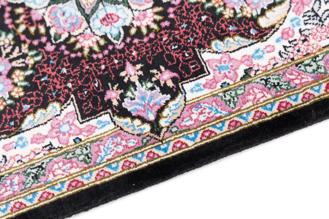 Qum Silk - 4