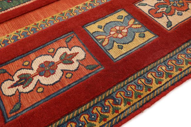 Kilim Soozani Nimbaft - 4