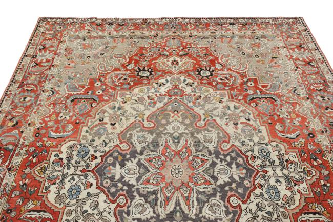 Bakhtiar Antiikki - 3