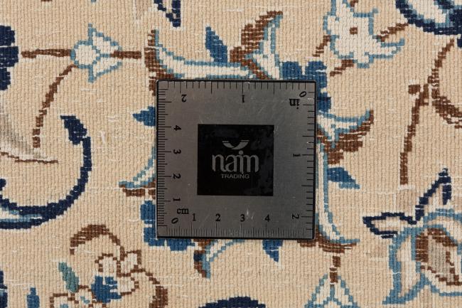 Nain 9La - 12