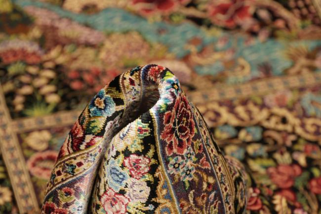 Qum Silk - 1