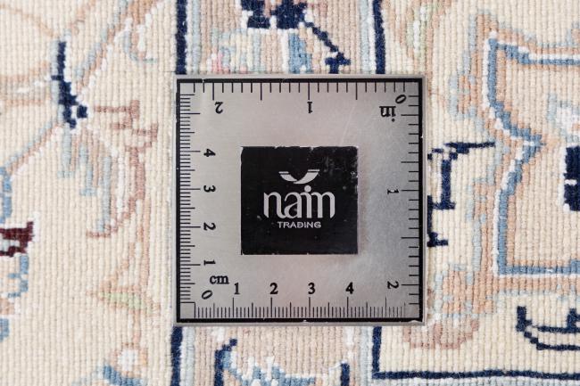 Nain 9La - 10