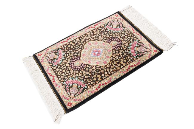 Qum Silk - 2