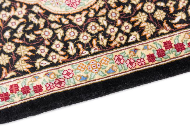 Qum Silk - 4
