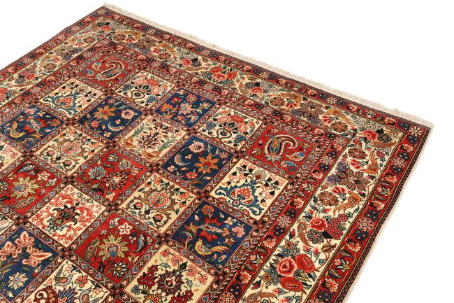 Bakhtiar Antiikki - 2