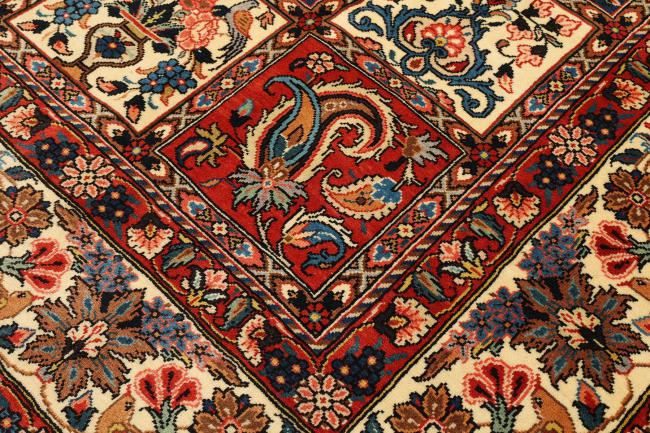 Bakhtiar Antiikki - 4