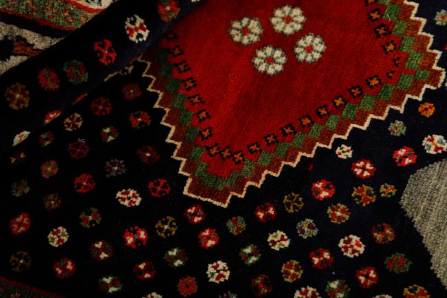 Ghashghai Figural - 2