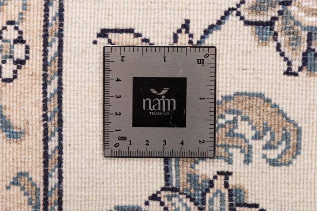 Naim - 6