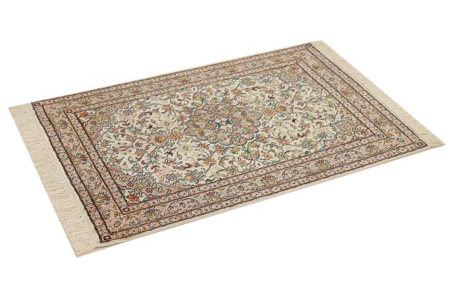 Kashmir Silke - 1