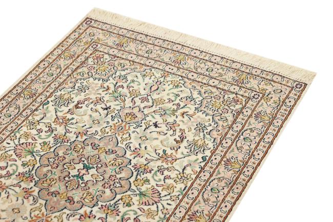 Kashmir Silke - 3